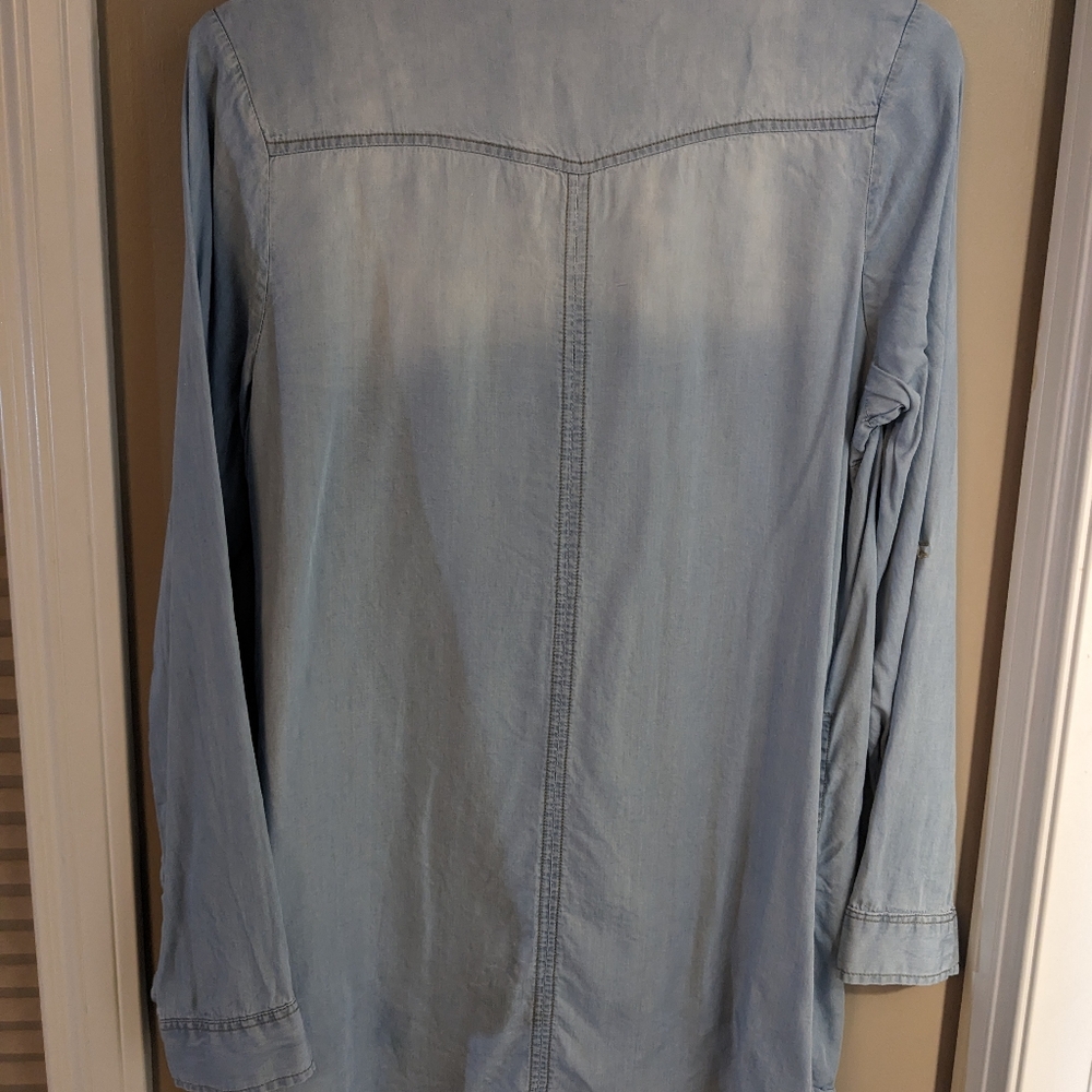 Jean button down - Picture 2 of 4